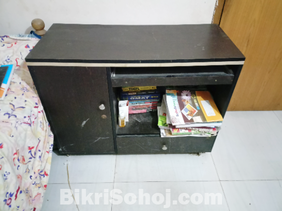 Office table with mini laptop table